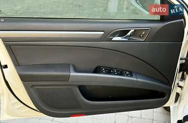 Лифтбек Skoda Superb 2013 в 
