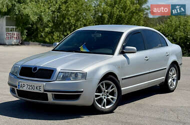 Лифтбек Skoda Superb 2002 в Запорожье