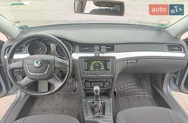 Универсал Skoda Superb 2011 в 
