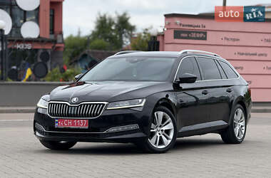 Универсал Skoda Superb 2020 в 
