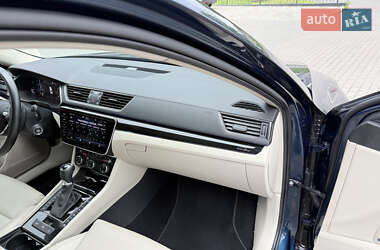 Ліфтбек Skoda Superb 2020 в 
