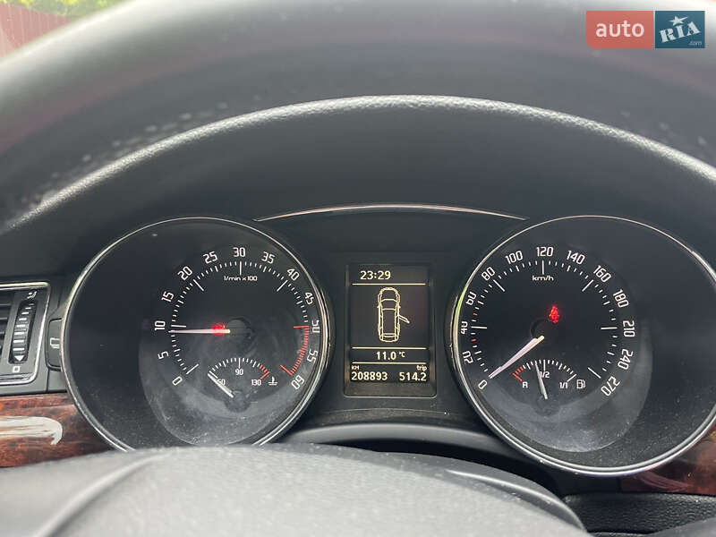 Універсал Skoda Superb 2011 в Коломиї фото 14 Універсал Skoda Superb 2011 в Коломиї