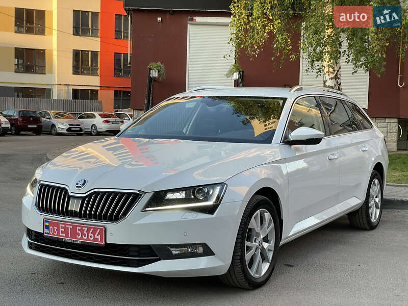 Універсал Skoda Superb 2019 в Тернополі