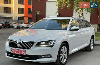 Универсал Skoda Superb 2019 в 