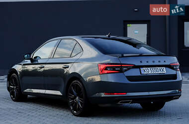 Лифтбек Skoda Superb 2021 в 