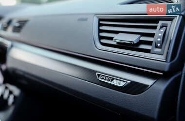 Лифтбек Skoda Superb 2021 в 