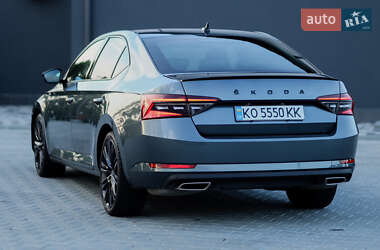 Лифтбек Skoda Superb 2021 в 