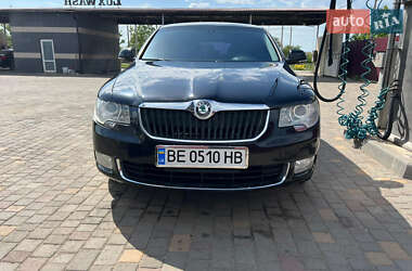 Лифтбек Skoda Superb 2012 в 