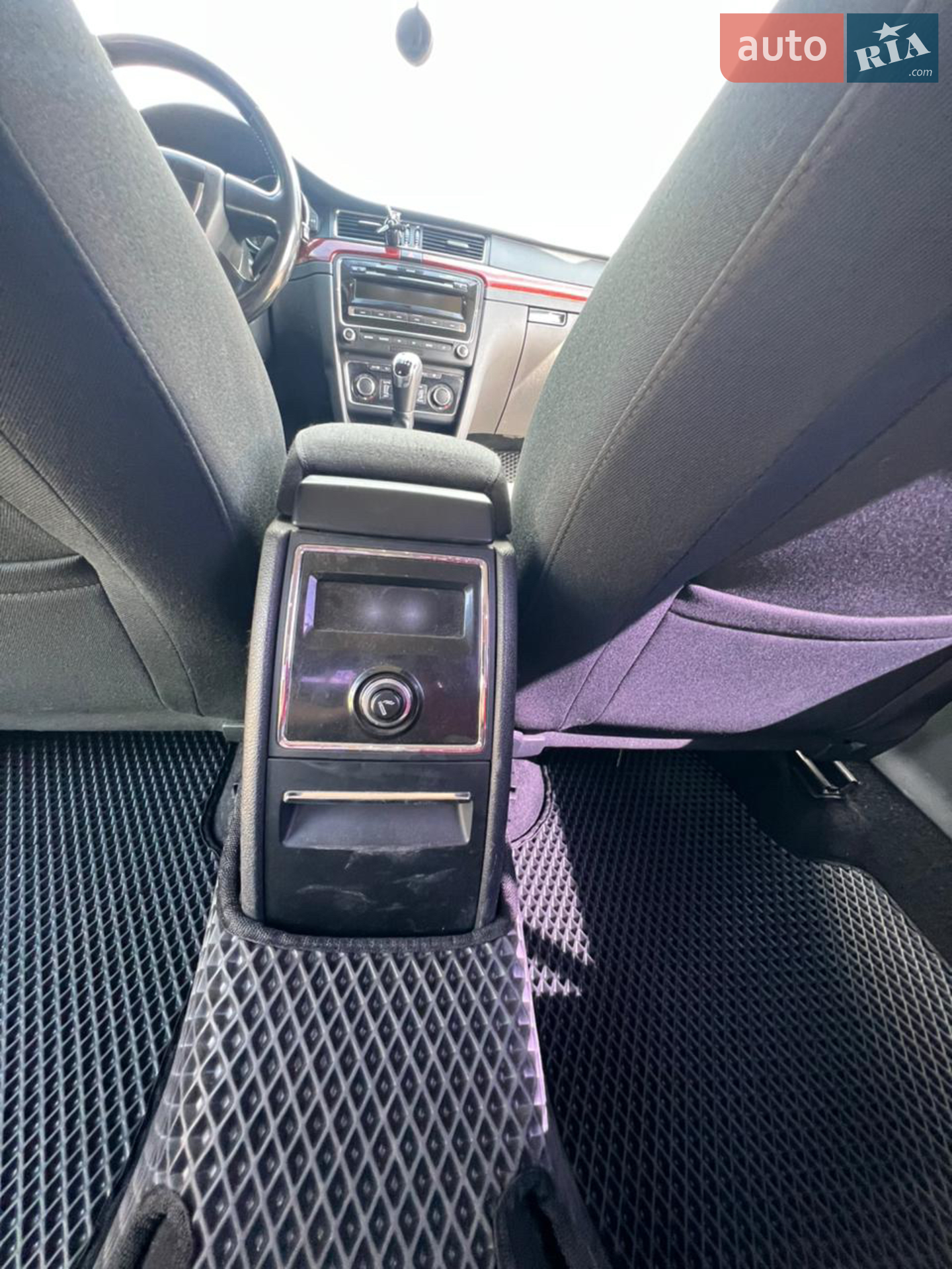 2012 Skoda Superb - мініатюра 13