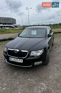 Лифтбек Skoda Superb 2013 в Львове