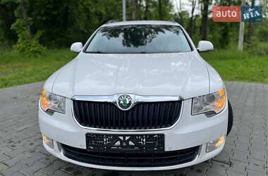 Универсал Skoda Superb 2012 в 