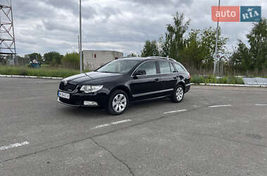 Универсал Skoda Superb 2012 в Бродах