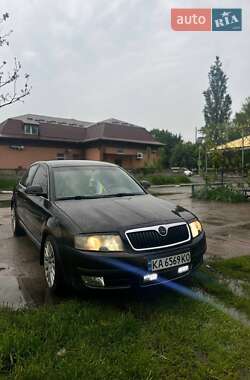 Лифтбек Skoda Superb 2006 в Иванкове