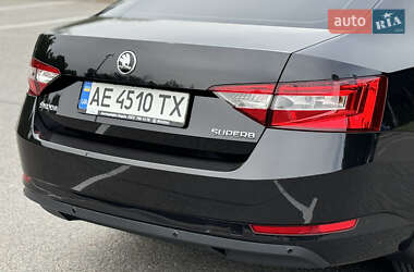 Ліфтбек Skoda Superb 2016 в 