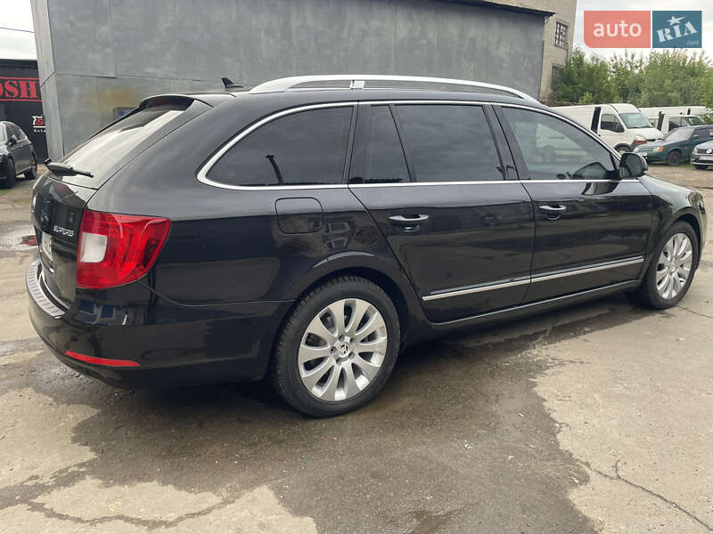 Універсал Skoda Superb 2010 в Києві