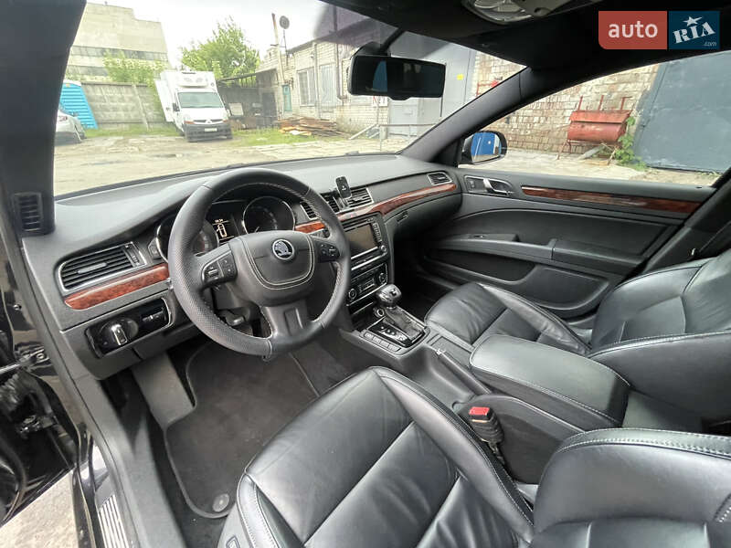 Універсал Skoda Superb 2010 в Києві