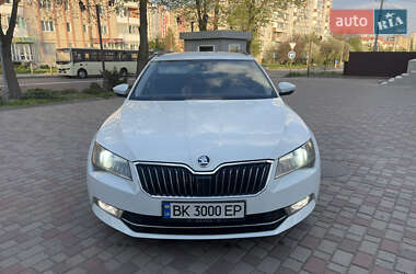 Универсал Skoda Superb 2016 в 
