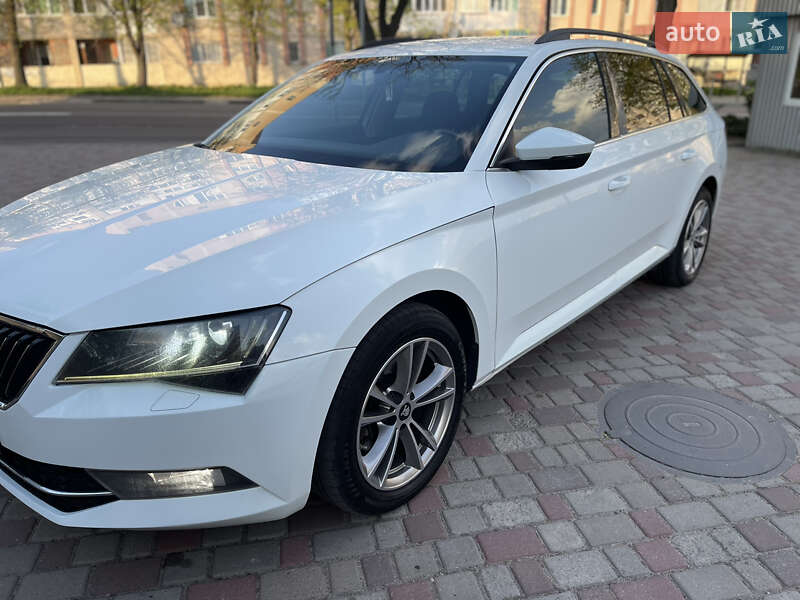 Универсал Skoda Superb 2016 в Ровно фото 11 Универсал Skoda Superb 2016 в Ровно