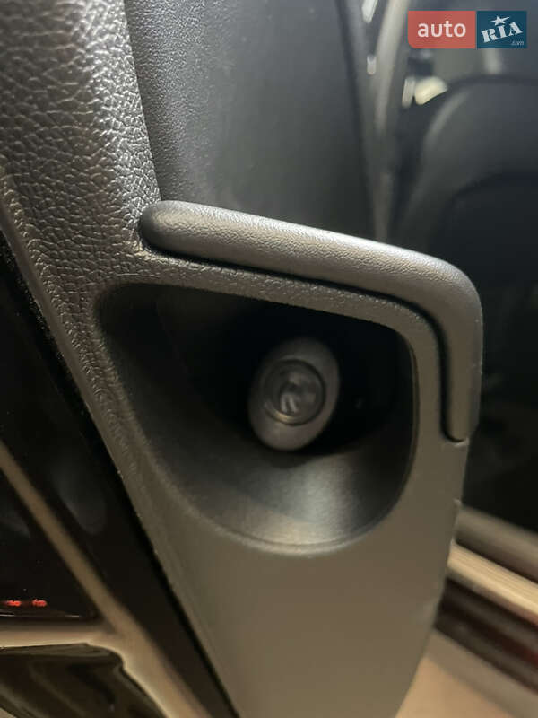 Універсал Skoda Superb 2010 в Києві