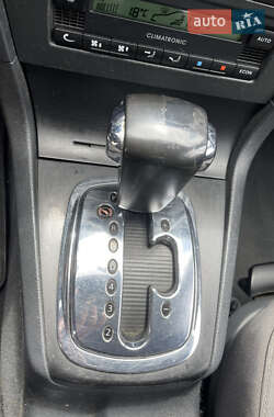 Лифтбек Skoda Superb 2005 в 