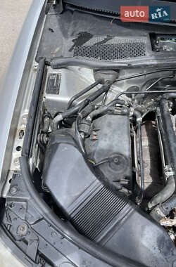 Лифтбек Skoda Superb 2005 в 