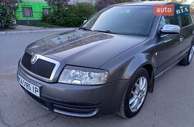 Лифтбек Skoda Superb 2003 в 