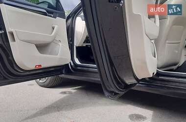 Лифтбек Skoda Superb 2016 в 
