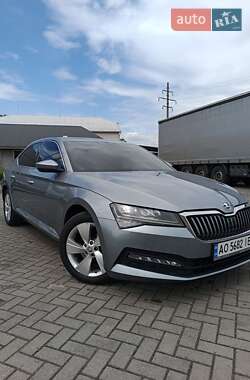 Лифтбек Skoda Superb 2019 в Мукачево