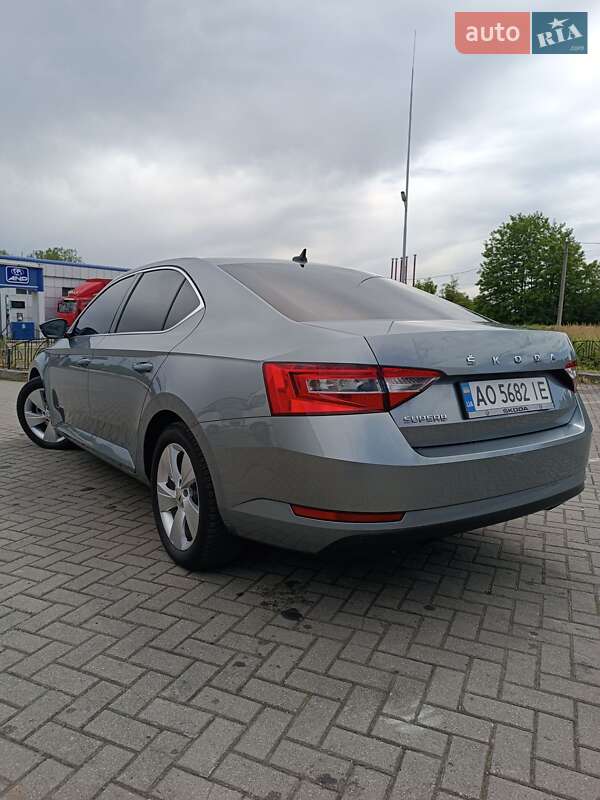 Ліфтбек Skoda Superb 2019 в Мукачевому