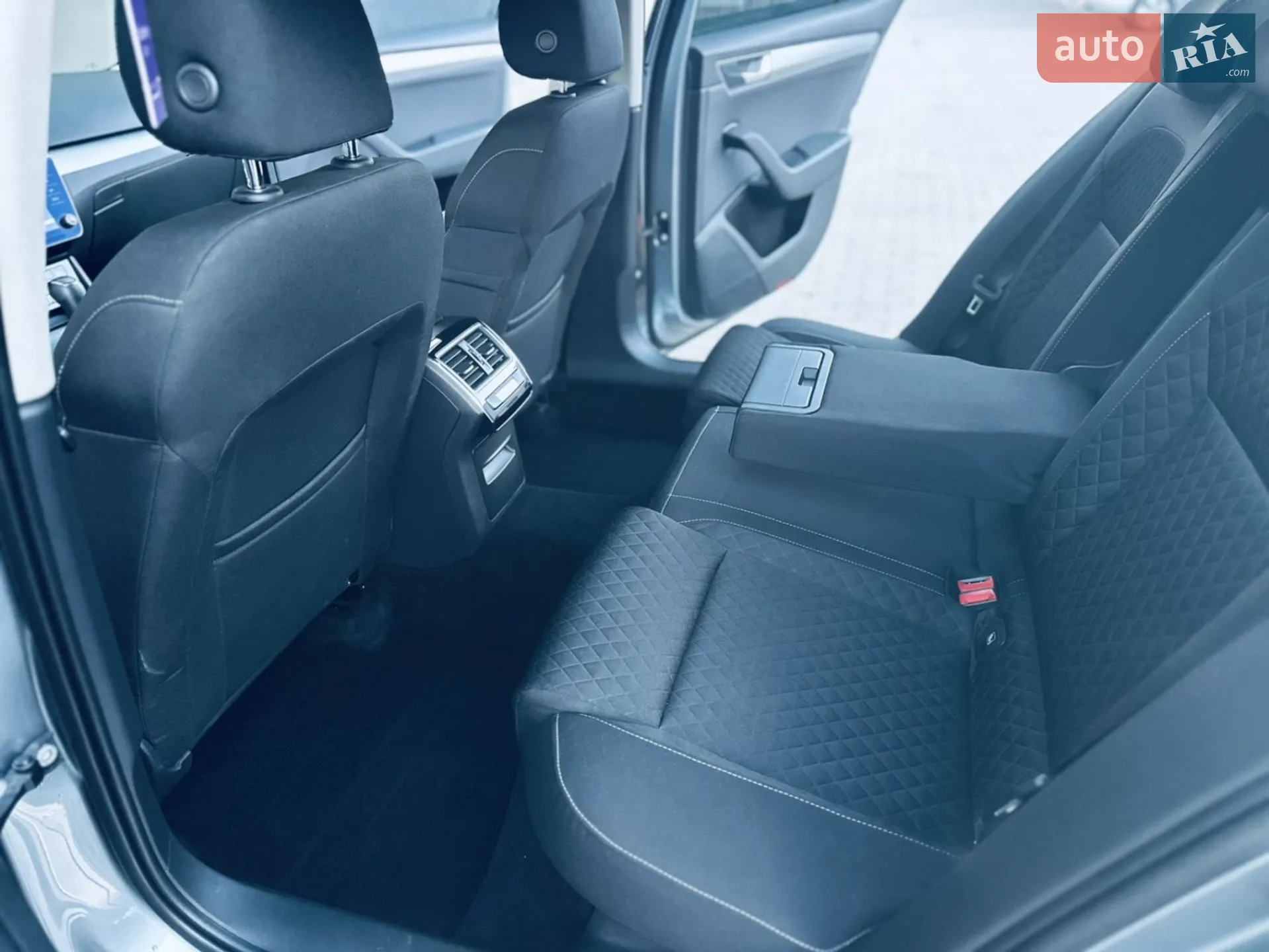 2019 Skoda Superb - мініатюра 52