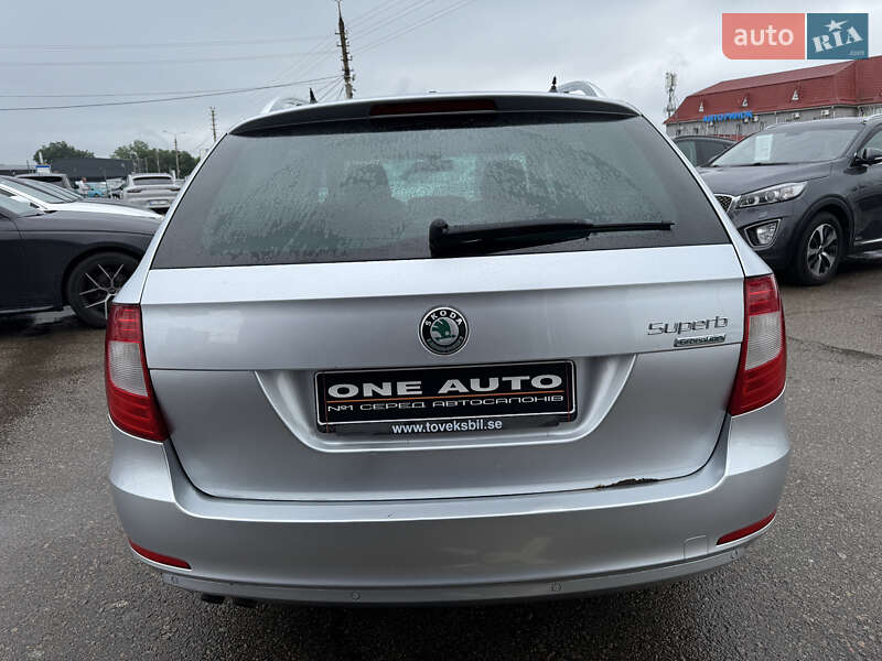 Універсал Skoda Superb 2011 в Києві