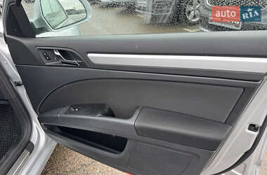 Универсал Skoda Superb 2011 в 