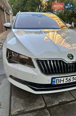 Універсал Skoda Superb 2016 в Одесі