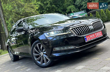Ліфтбек Skoda Superb 2021 в 
