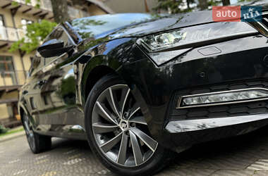 Ліфтбек Skoda Superb 2021 в 