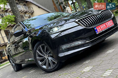 Ліфтбек Skoda Superb 2021 в 