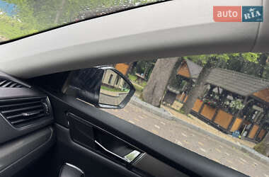 Ліфтбек Skoda Superb 2021 в 