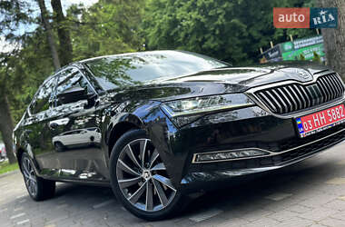Ліфтбек Skoda Superb 2021 в 