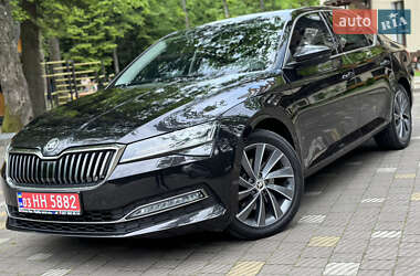 Ліфтбек Skoda Superb 2021 в 