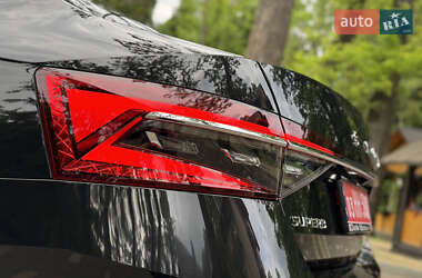 Ліфтбек Skoda Superb 2021 в 