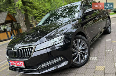 Ліфтбек Skoda Superb 2021 в 