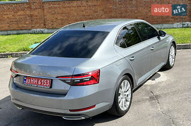 Лифтбек Skoda Superb 2021 в 