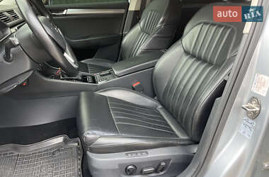 Лифтбек Skoda Superb 2017 в 