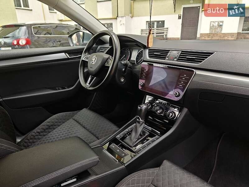 Універсал Skoda Superb 2018 в Луцьку