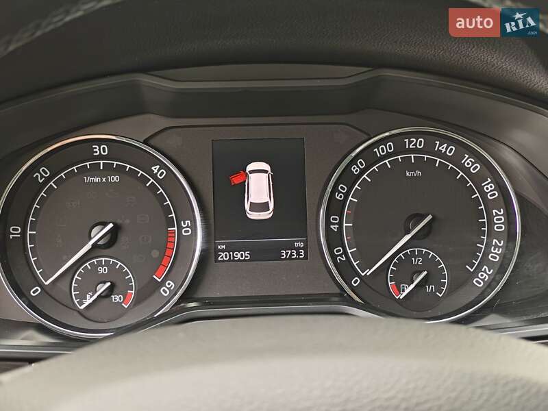 Універсал Skoda Superb 2018 в Луцьку