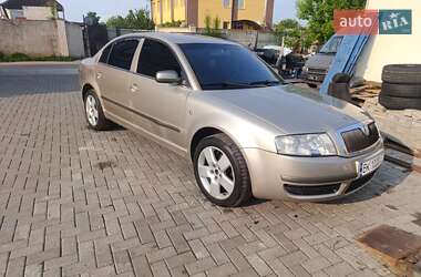 Ліфтбек Skoda Superb 2004 в Рівному