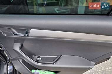 Универсал Skoda Superb 2018 в 