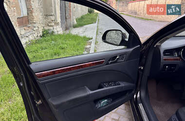 Лифтбек Skoda Superb 2012 в 