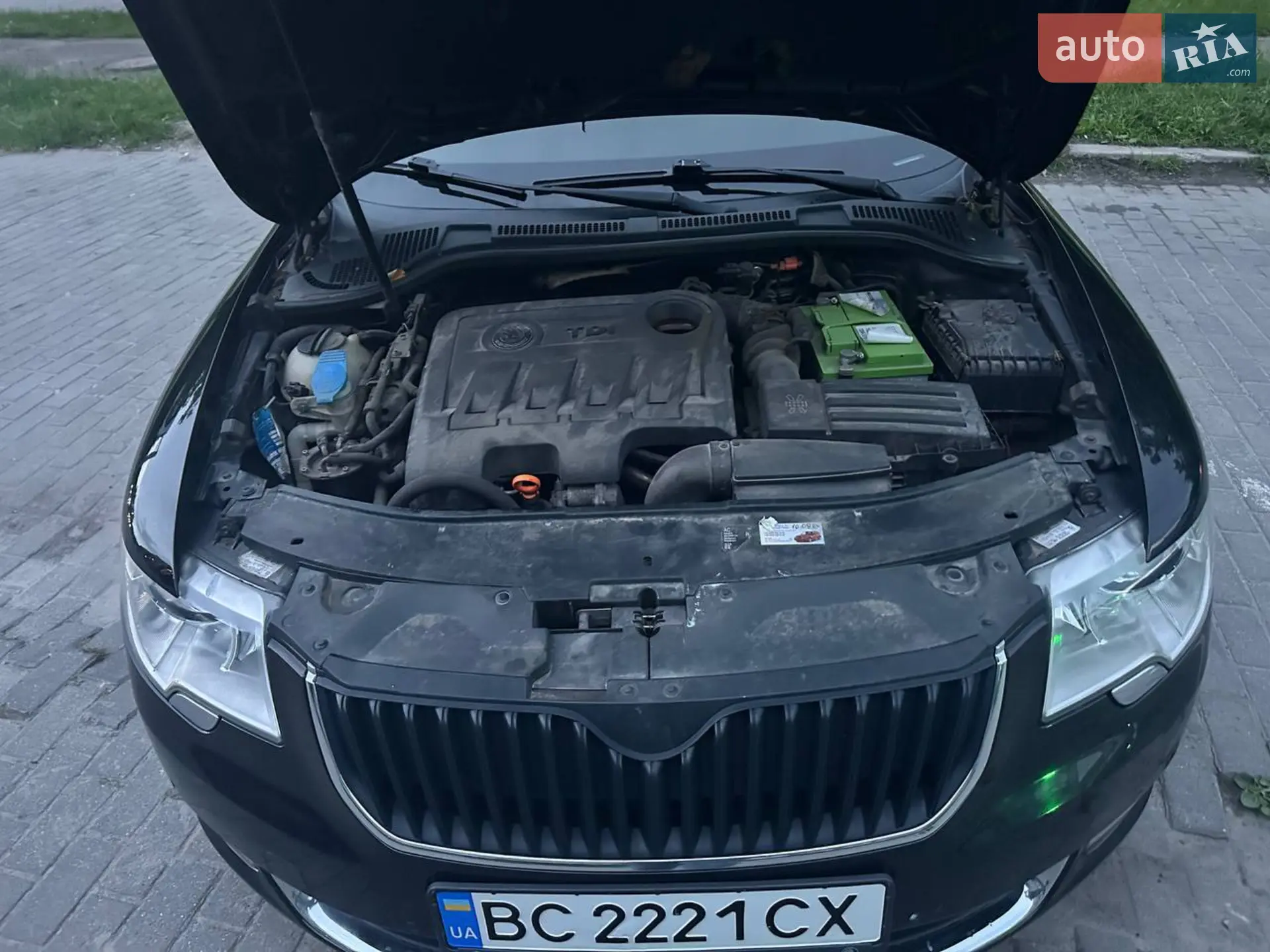 2010 Skoda Superb - мініатюра 13