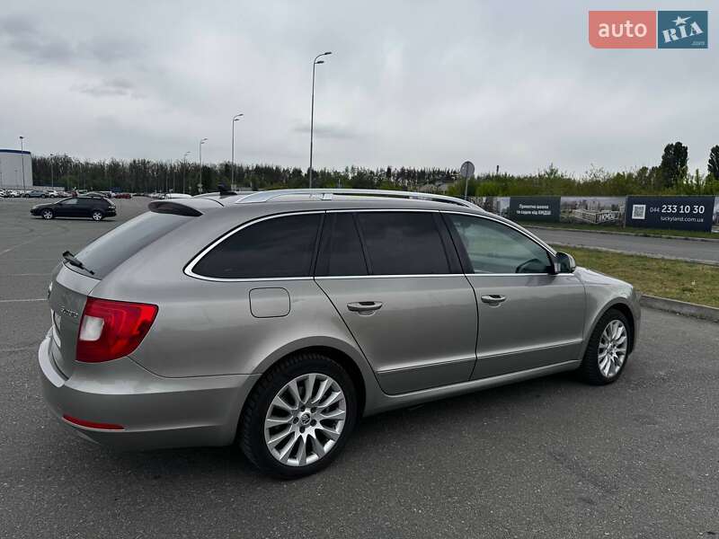 Универсал Skoda Superb 2012 в 